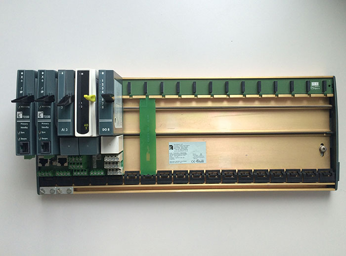 基座T2550B及冗余CPU